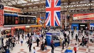 A Walk Through The London Victoria Station London England [upl. by Erb]